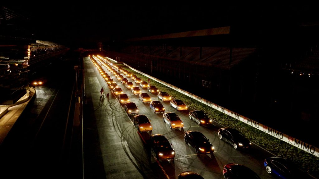 light show tesla owners italia mimo 2025